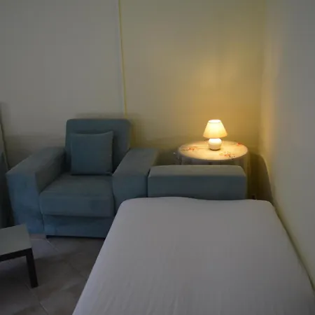 Georgias House And Paradise Garden Vakantiehuis Kamares (Achaia)