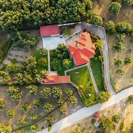 Georgias House And Paradise Garden Vakantiehuis
